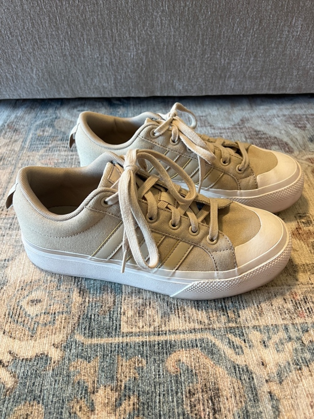 Adidas Bravada 2.0 Platform sneakers